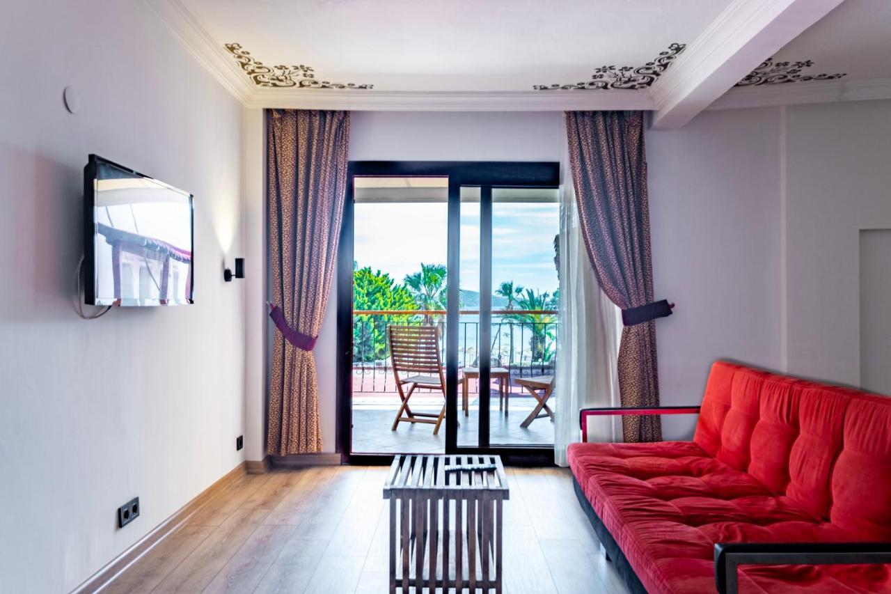 Costa Bitezhan Hotel Exterior photo